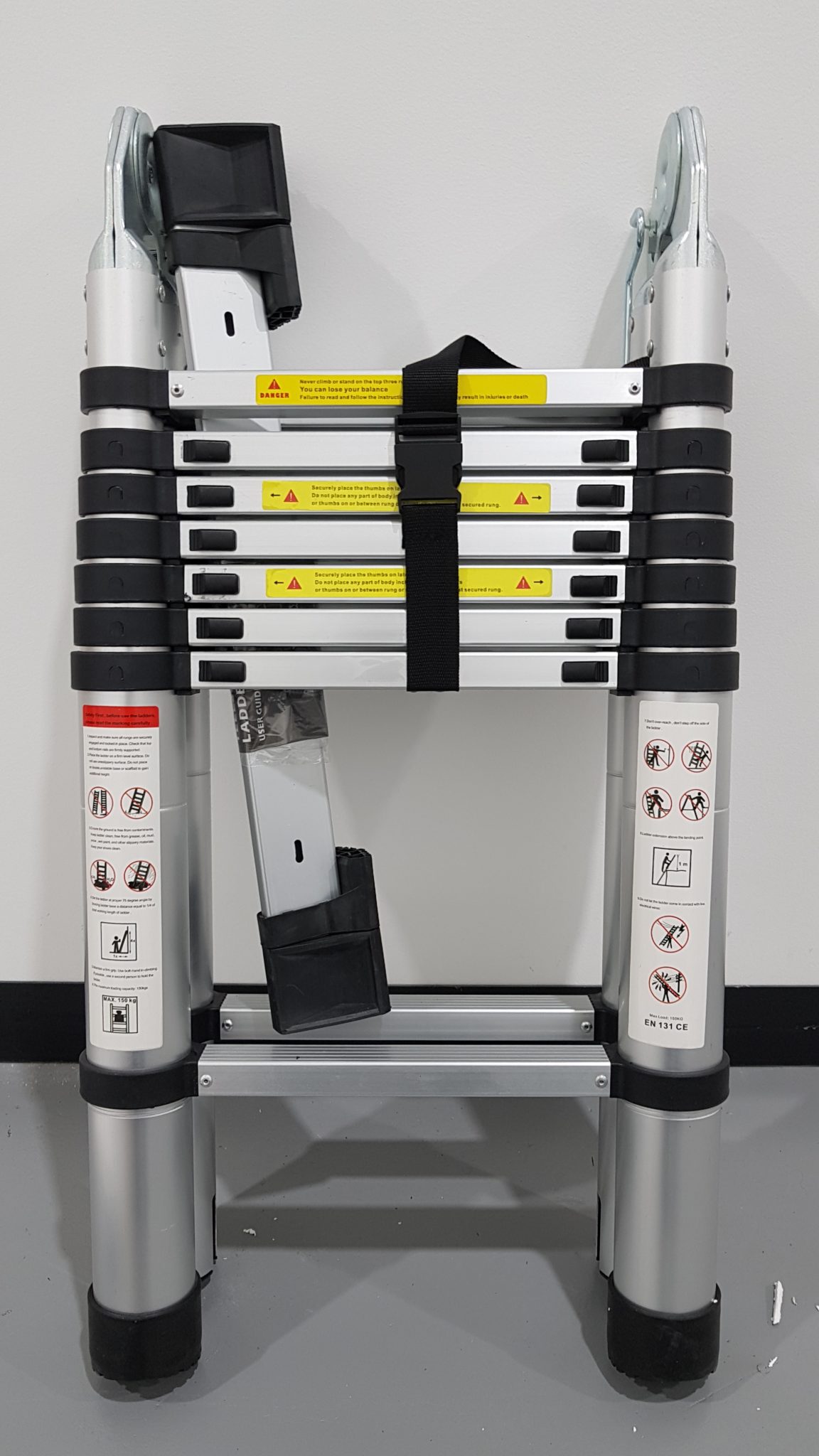 Dangerous ladders prevented entry to the UK with T&R help