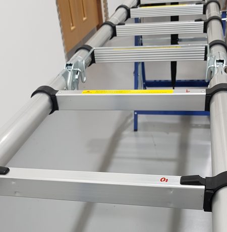 Ladder rungs without slip-resistant surface